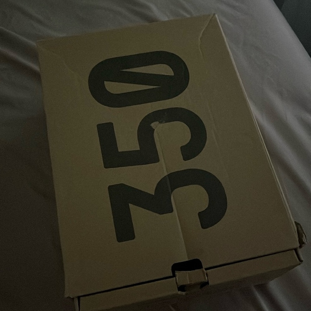Yeezy sesame